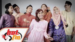 Hanya di hot fm, lebih hangat daripada biasa. Salam Lebaran Penyampai Hot Fm Live Akustik Youtube