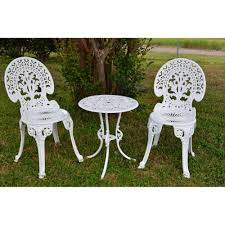 Metal bistro chairs and tables are a classic decorative. Cast Iron Patio Furniture Sets Ideas On Foter