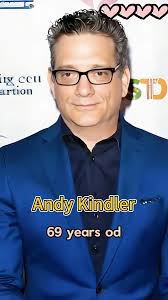 Here's what the actors of Everybody Loves Raymond look like today.