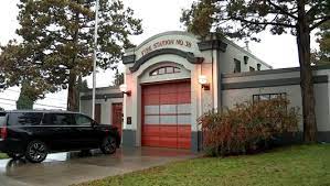 Ravenna park and cowen park comprise a single contiguous recreation and green space in the ravenna neighborhood of seattle, washington in the united states. Man Who Bought Residential Firehouse Sued By Seattle For Using As Residence Kiro 7 News Seattle