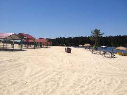 Rent a whole home for your next weekend or holiday. White Sands Lake On Twitter Beautiful Day At The Beach Http T Co B9x5o21bes