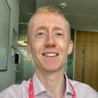 Peter Lucken's Instagram, Twitter & Facebook