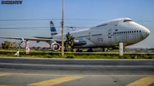 This time it's an abandoned boeing 747 restaurant, looming huge over the highway, and yet dwarfed by a swarm of apartment buildings all around. Abandoned Boeing 747 Thailand By D4nie1tv Thailand