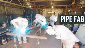 Polisi menyebut korban nekat bunuh diri karena depresi akibat masalah pekerjaannya. Welder Helper First Day Everything You Need To Know Youtube