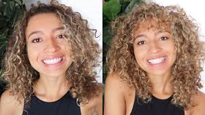 Another way to unlock your curls is to talk to a stylist who specializes in curly hair. Faux Bangs Tutorial 3a 3b Natural Hair Youtube