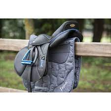 Free shipping on all products, usa and canada wide. Ikonic Elite Jumping Saddle Half Deep Seat Standard Flap Ikonic Saddlery