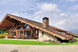 Diseños de cocinas rusticas de madera. Casas De Piedra Viviendu