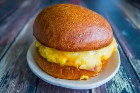 Add the bacon and cook for 5 to 7 minutes, turning occasionally, until nicely browned. Scrambled Egg Breakfast Sandwich Chocolates Chai