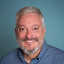 I'm happy to share that I've started a new position as Senior Software  Engineer at Spotify! Thanks to everyone who has helped me grow over the  years both technically and personally. It's