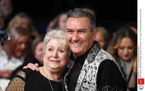 Who are Gogglebox stars Lee and Jenny and are they a couple?