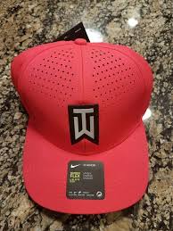 Nike Tw Aerobill Classic 99 Statement Golf Hat Siren Red 845579 Tiger Woods Golf Hats Hats Tiger Woods