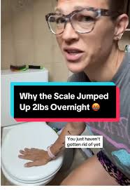 You may have 99 problems but after watching this video, worrying  aboutbscale fluctuatuons ain’t one 💙Make it a great week GFs 💪🏼 #fatloss  #weightgain #diettips #weightloss #weightlosstips ...