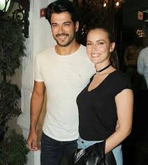 Burak Ozcivit Ve Fahriye Evcen Instagram Ask Cali