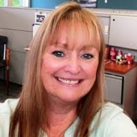 Tessa Bruce's Instagram, Twitter & Facebook