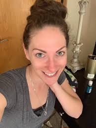 Have you been wondering how to stay healthy with cold/flu season here don't  worry I have some stuff I will be sharing that will really help😉 These  tips/tricks will also make you