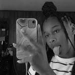 Renee Appling's Instagram, Twitter & Facebook