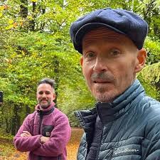 A Place in the Sun's Jonnie Irwin supported as he shares 'good news'