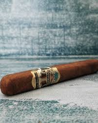 Punem carnea în ceaun (cred că cele mai bune răcituri le obținem dacă le fierbem în ceaun). Trabuc And Chill Home Facebook