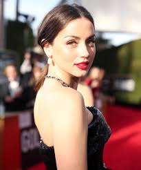 Photogallery of ana de armas updates weekly. Golden Globes Bob Hair Trend Ruled The Red Carpet 2020