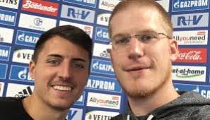 Borussia dortmund and belgium ⚽️. Fc Schalke 04 Alessandro Schopf Im Interview Beim Kochen Feuere Ich Meine Freundin An