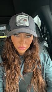 Vanessa Cavanaugh's Instagram, Twitter & Facebook