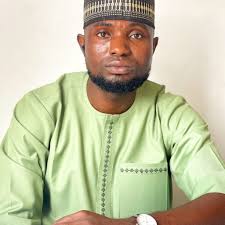 Please what's the subject combination for maritime science