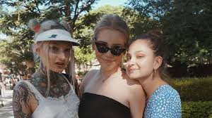 Sie trennte sich von ihrer langen mähne und bekam einen kurzen bob verpasst. Umstyling Spoiler Bekommt Sie Das Extremste Gntm Makeover Promiflash De