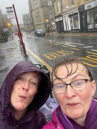 We had 86 along in Inverness yesterday. We mostly managed to avoid the rain  (see photo of almost everyone hiding under the gazebo).