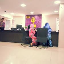 Bsn was incorporated on 1 december 1974 under the minister of finance at that time, tengku. Fotos Bei Bank Simpanan Nasional Bsn Bank In Kota Bharu