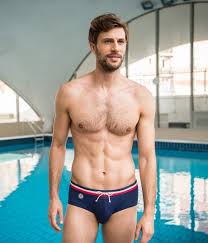 Bien laver son maillot de bain. 30 Maillots De Bain Homme Ete 2019 Le Guide Ultime Des Tendances