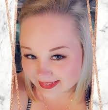 Linda Eland's Instagram, Twitter & Facebook