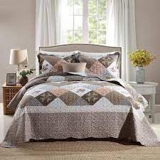 Daybed sets new styles for all decors >. Amazon Com Travan 3 Piece Queen Quilt Sets With Shams Oversized Bedding Bedspread Coverlet Set Kitchen Dining