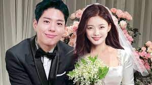 Park bo gum is currently one of the famous actors in the korean drama world and has received numerous awards for his work. Park Bo Gum Girlfriend Park Bo Gum Secret Dating Kim Yoo Jung Who Is Park Bo Gum S Official Girlfriend Lovekpop95