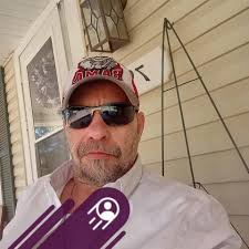 WHAT ARE YOU DOING': Kid Rock recalls confronting the CEO of Anheuser-Busch  after the Bud Light fiasco with trans influencer Dylan Mulvaney.