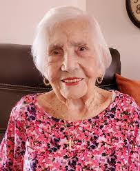 Maritza Albino's Instagram, Twitter & Facebook