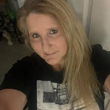 Heather Taylor (@heather.everett.73) • Facebook, Connect with friends