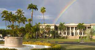 50 Beautiful College Campuses For A Good Run University Of Hawaii At Manoa University Of Hawaii Manoa
