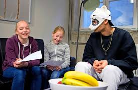 Wann hat dein bruder / deine schwester geburtstag? Cro Auch Ich Werde Erwachsen Interview Stuttgarter Kindernachrichten