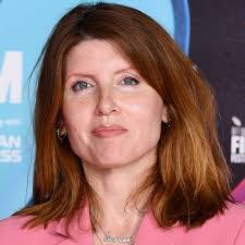 Sharon Hogan's Instagram, Twitter & Facebook