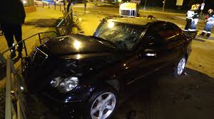 Ziarul desteptarea de bacau este un ziar de informatii, opinie si publicitate care va prezinta realitatea fiecarei zile si stiri de ultima ora economice, politice sau stiri mondene din judetul bacau. Accident Cu 16 RÄƒniÈ›i In Sensul Giratoriu De La Economic DeÈ™teptarea Ziarul BacÄƒului