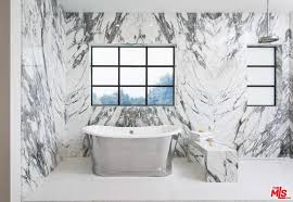 Get a look inside lebron james' new $37m mansion in the thick of nba playoffs, los angeles lakers star lebron james recently closed the deal on a $36.75m beverly hills mansion lebron james's new. Lebron James 23 Million Brentwood Ca Home Home Stratosphere