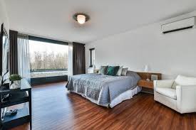 Hij is deels van sefardische joodse afkomst. Binnenkijken Bij Jorgen Raymann Die 2 4 Miljoen Euro Vraagt Voor Zijn Almeerse Villa Met Zwembad