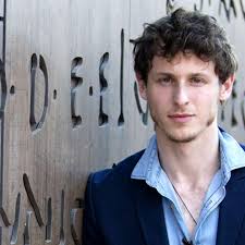 Nicolas Coronado: Actualidad, moda y belleza