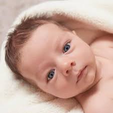 See more of tête plate on facebook. Bebe A 2 Mois Developpement Eveil Motricite Sommeil Doctissimo