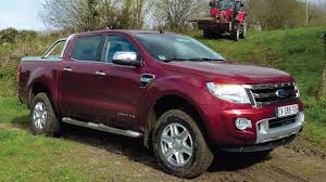 Il se démonte en moins d'une minute. Ford Ranger Double Cabine Limited 2 2 Tdci Bva Un Gabarit De Demenageur