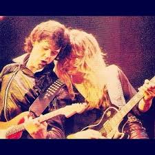 David Gilmour The Strat Pack 2004 All 3 Songs Gary Moore And John Sykes Rock And Roll Dancing In The Moonlight Beautiful Boys