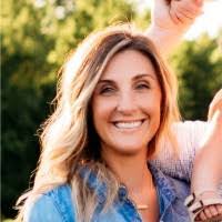 Kori Stewart's Instagram, Twitter & Facebook