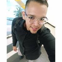 20+ perfiles de «Pedro Valbuena»