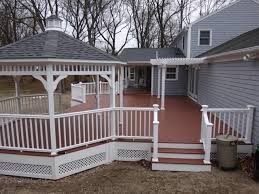 Here S A Gossen Tuscan Cherry Pvc Deck House Exterior Pvc Decking Patio
