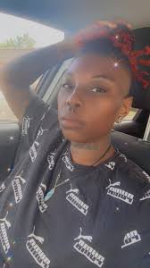 I gotta say, all the girls girls out here are top tier energy. It's  constant hearing girls compliment other girls, and even throwing guys some  compliments too! Good job people